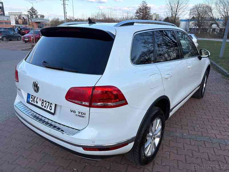 Volkswagen Touareg 3,0 - foto 11