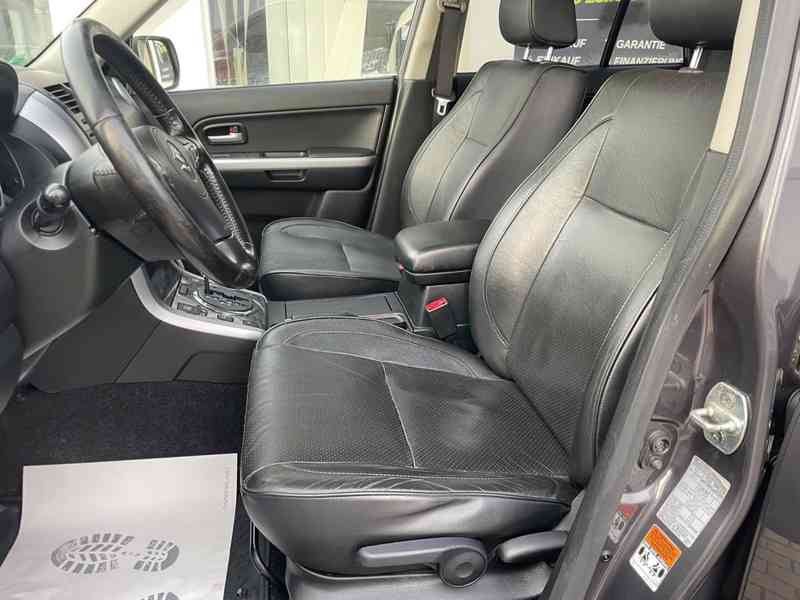 Suzuki Grand Vitara 2.4i Comfort 4x4 Aut. benzín 124kw - foto 8