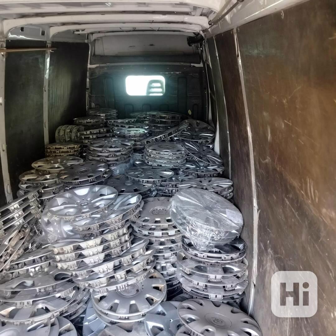 Koupím poklice a středové krytky kol - foto 1