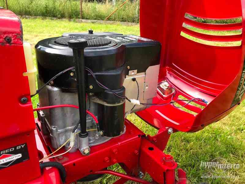 Zahradní traktor Murray 120/76 - foto 6