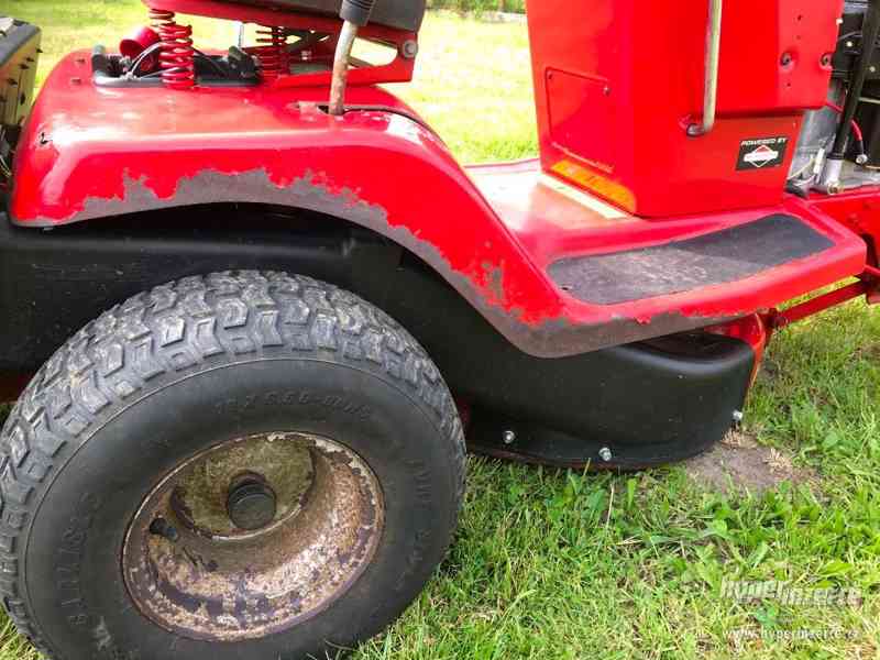 Zahradní traktor Murray 120/76 - foto 8