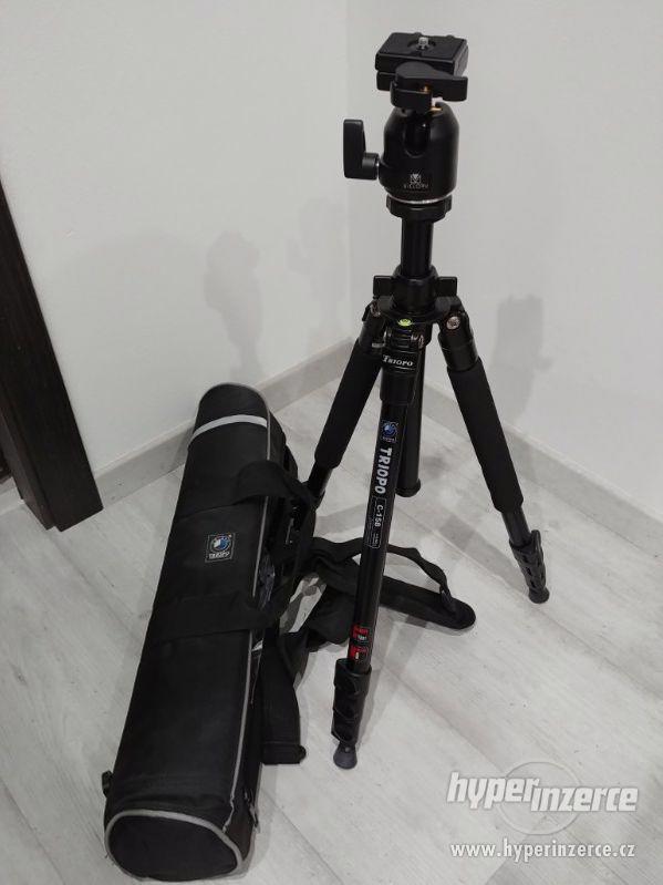 Nikon D3100 + kompletní fotografický set - foto 8
