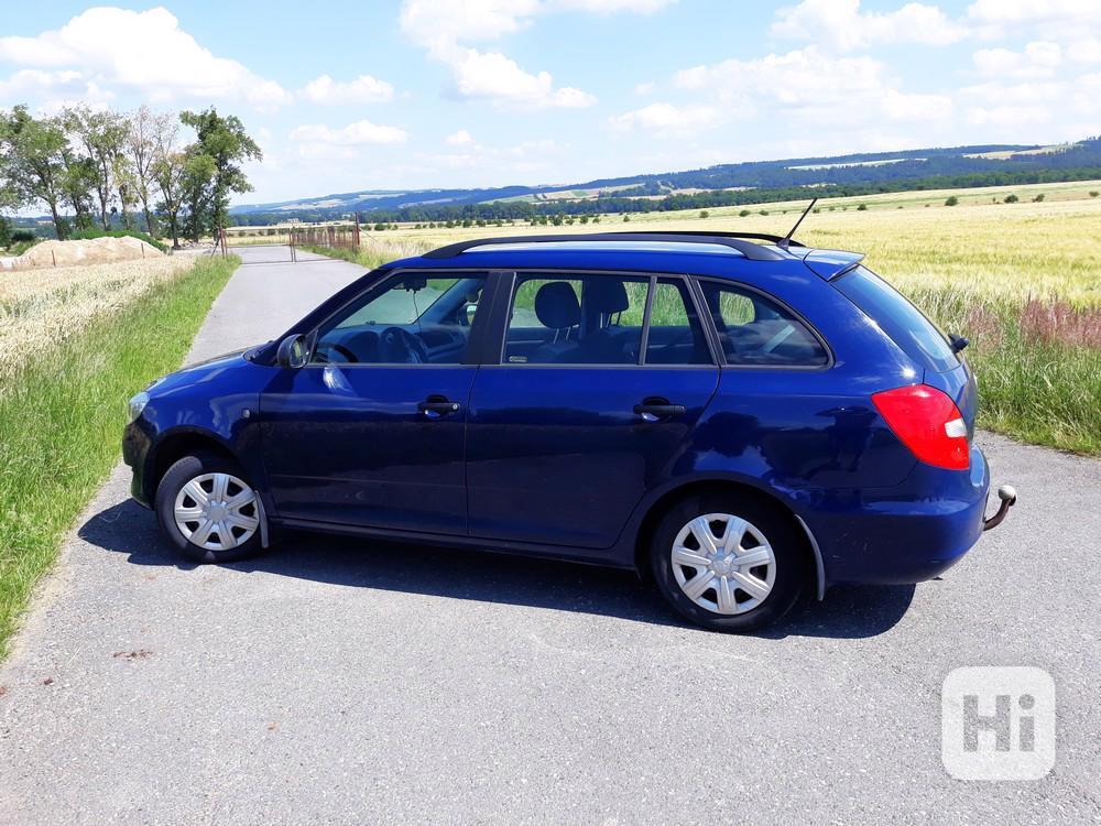 Prodej Fabia II Combi, benzín/LPG, tažné, zimní pneu s disky - foto 1