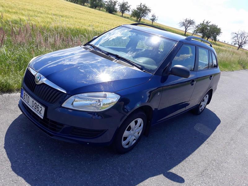 Prodej Fabia II Combi, benzín/LPG, tažné, zimní pneu s disky - foto 7