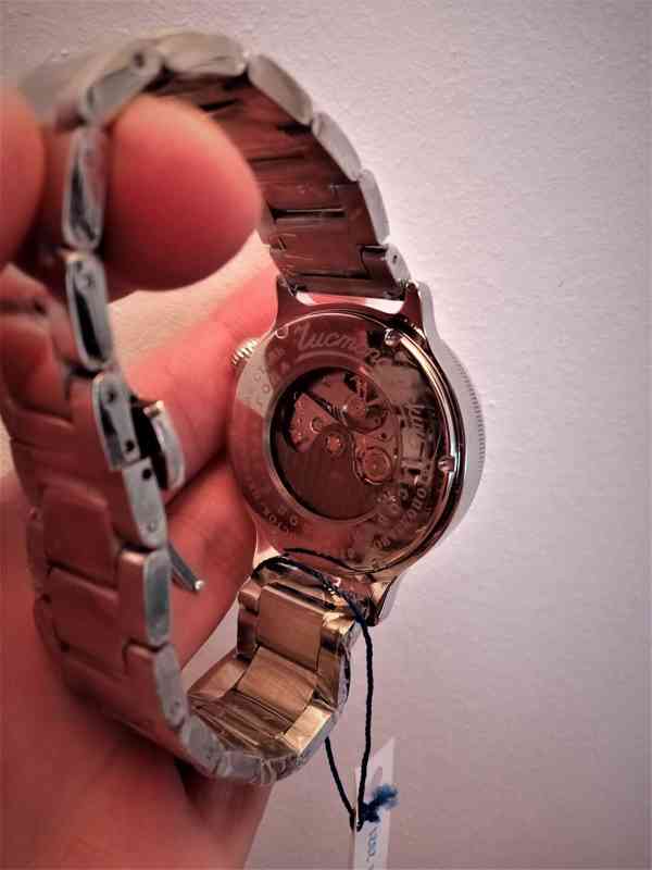 Praktické nerezové hodinky VOSTOK - 107 - (Retro) - foto 8
