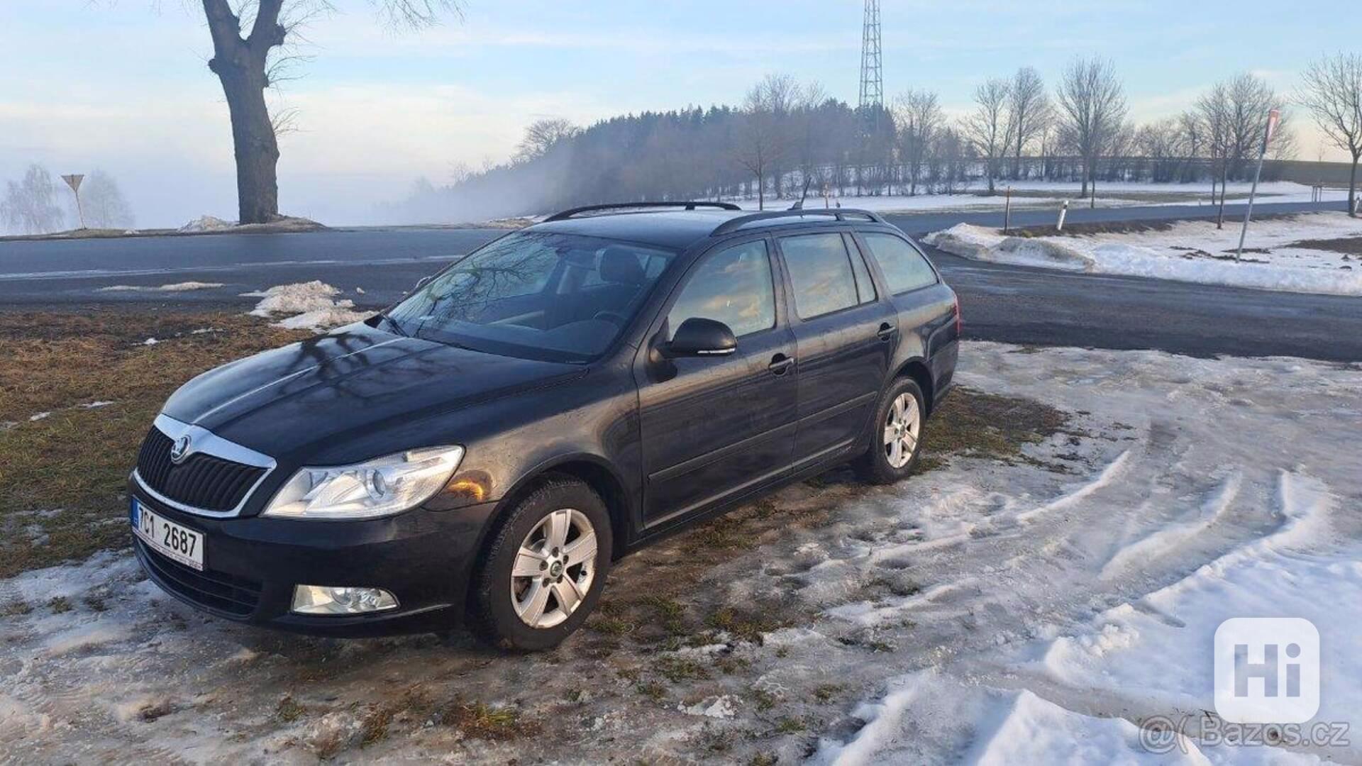 Škoda Octavia 1,6   II - foto 1