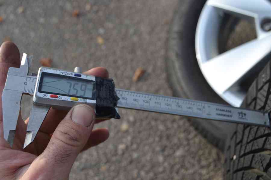 Š.Fabia IV/VW Polo. S.Ibiza -NOVÁ zimní ALU sada 185/65R15 - foto 20