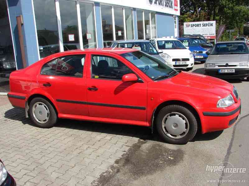 Škoda Octavia 1.6i r.v.2000 (2.Majitel servisní knížka) - foto 2