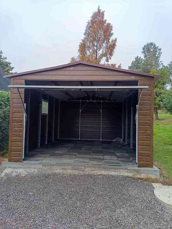 Plechova garáž 4x6m -  výklopná vrata -  dveře - okno TS895 - foto 2
