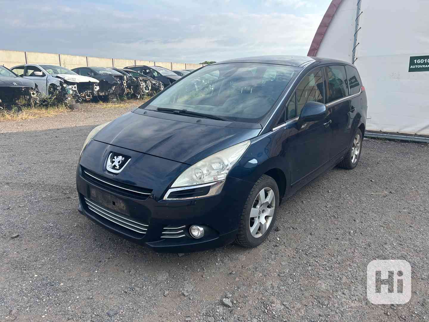 Peugeot 5008 2,0 HDI 110KW RHE r.2010 prodám díly - foto 1