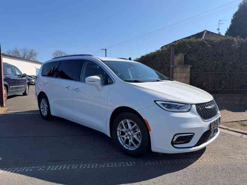 Chrysler Pacifica 3,6 RU Radar New Model DVD 2021 - foto 1