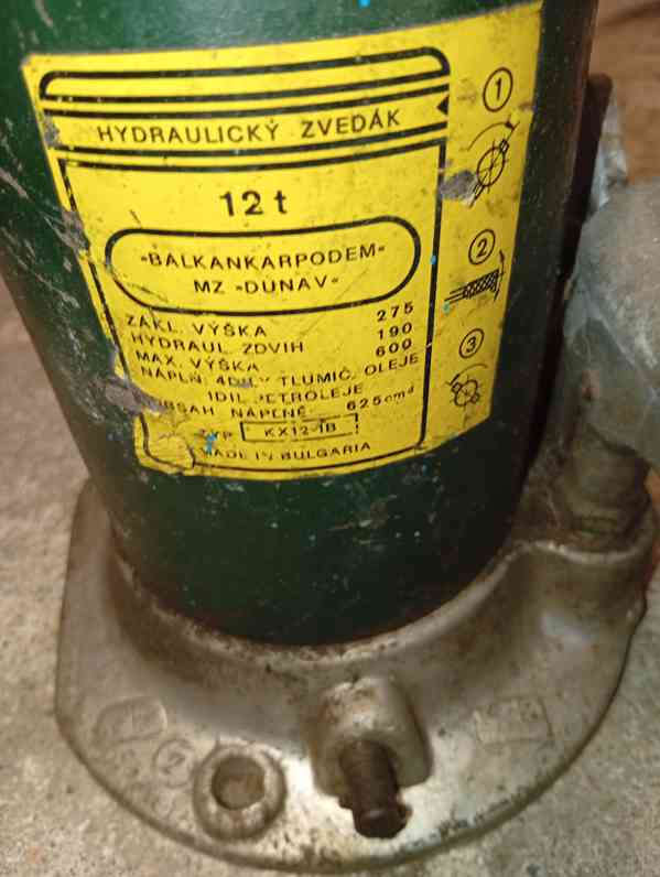 Hydraulický zvedák (panenka) - foto 2