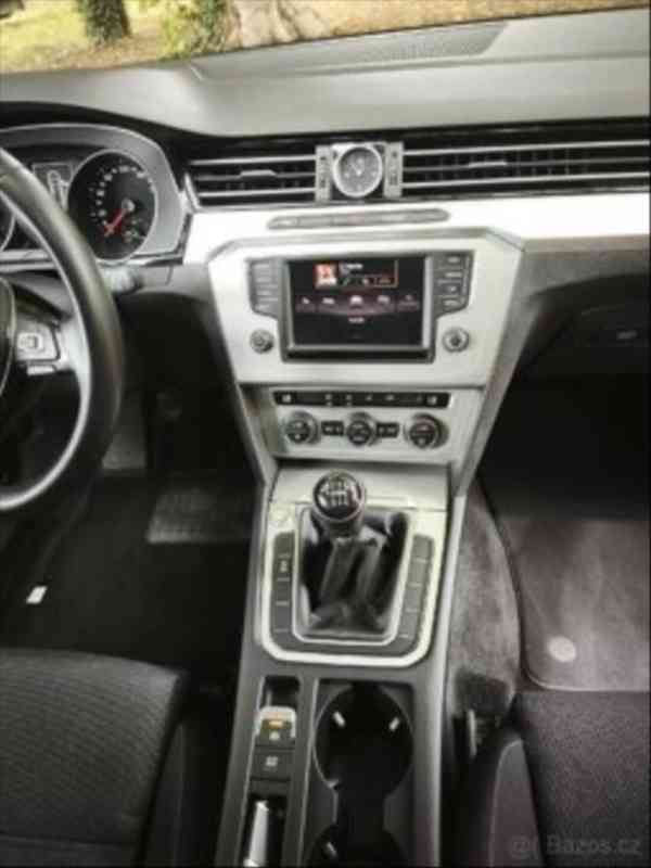 Volkswagen Passat 1,6   B8 TDI - foto 12