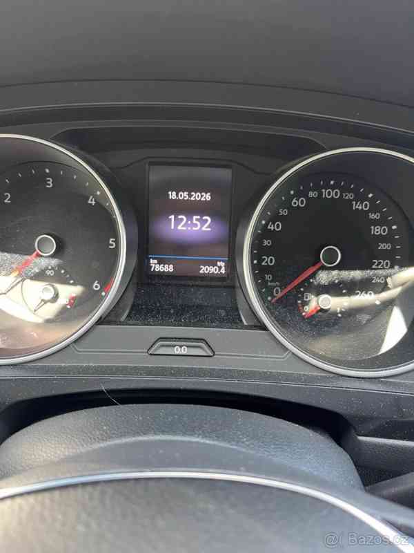 Volkswagen Tiguan 2,0   rok 2018 nájezd 78800 km - foto 6