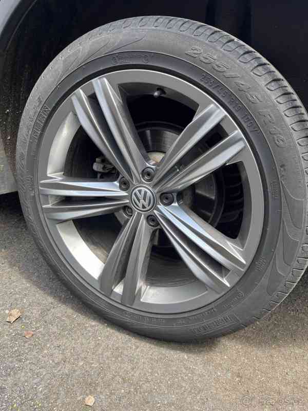 Volkswagen Tiguan 2,0   rok 2018 nájezd 78800 km - foto 3