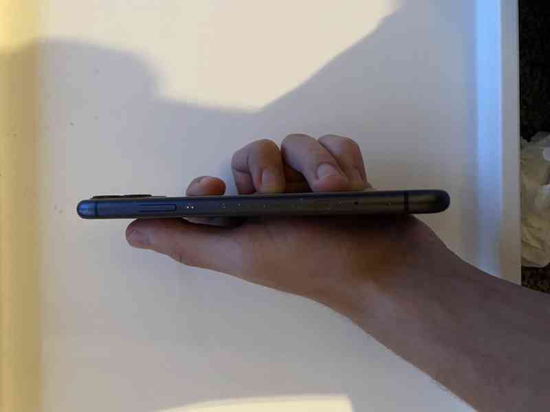 iPhone 11 128 GB - Dobrý stav - foto 4