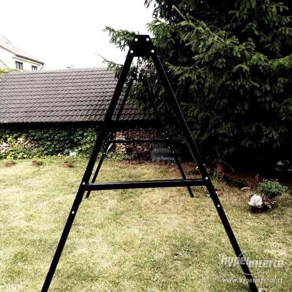 zahradni ocel houpacka na zahradu skládací 200 kg - foto 13