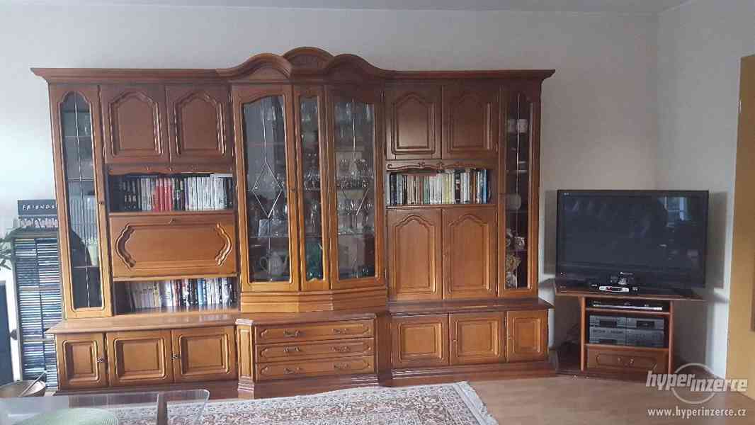 Obývací stěna - foto 1