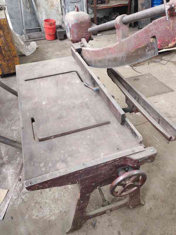 Ruční tabulové nůžky - foto 3