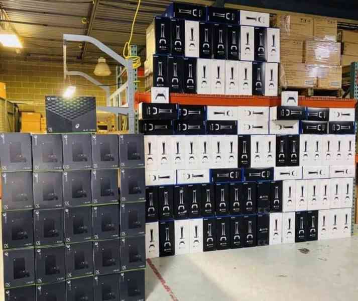 Microsoft Xbox Series X 1TB | PS5 Pro 2TB