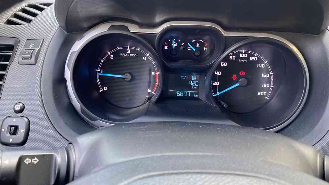 Ford Ranger 3.2 / manuál / 147kW / servis.kniha / 1.majitel  - foto 23