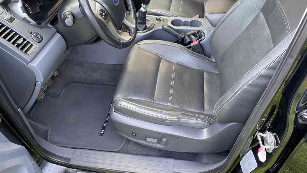 Ford Ranger 3.2 / manuál / 147kW / servis.kniha / 1.majitel  - foto 18