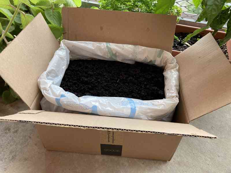 3-patrový vermikompostér - foto 3