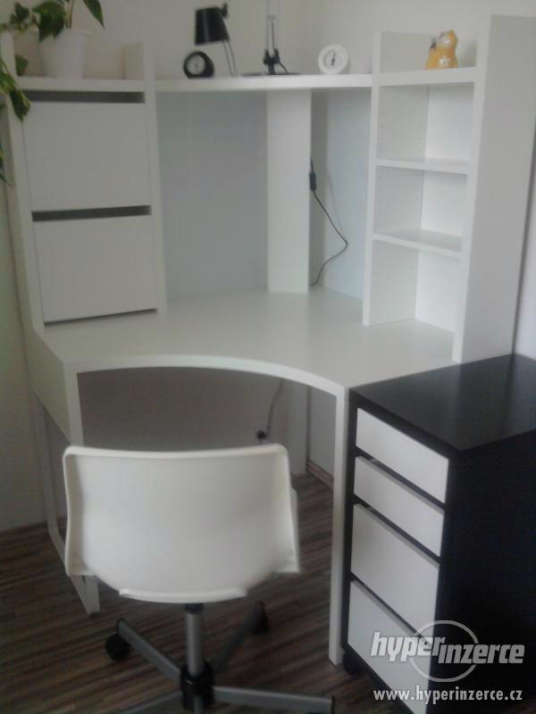 Pc stůl bílý rohový - foto 2