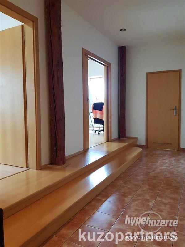 Krásný nezařízený byt 2+1, 92m2 + terasa 8m2, Praha 2 - Vinohrady, ul. Vozová (U Rajské Zahrady) - foto 9