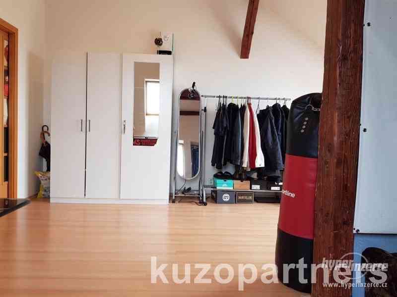 Krásný nezařízený byt 2+1, 92m2 + terasa 8m2, Praha 2 - Vinohrady, ul. Vozová (U Rajské Zahrady) - foto 21