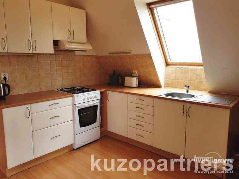 Krásný nezařízený byt 2+1, 92m2 + terasa 8m2, Praha 2 - Vinohrady, ul. Vozová (U Rajské Zahrady) - foto 28