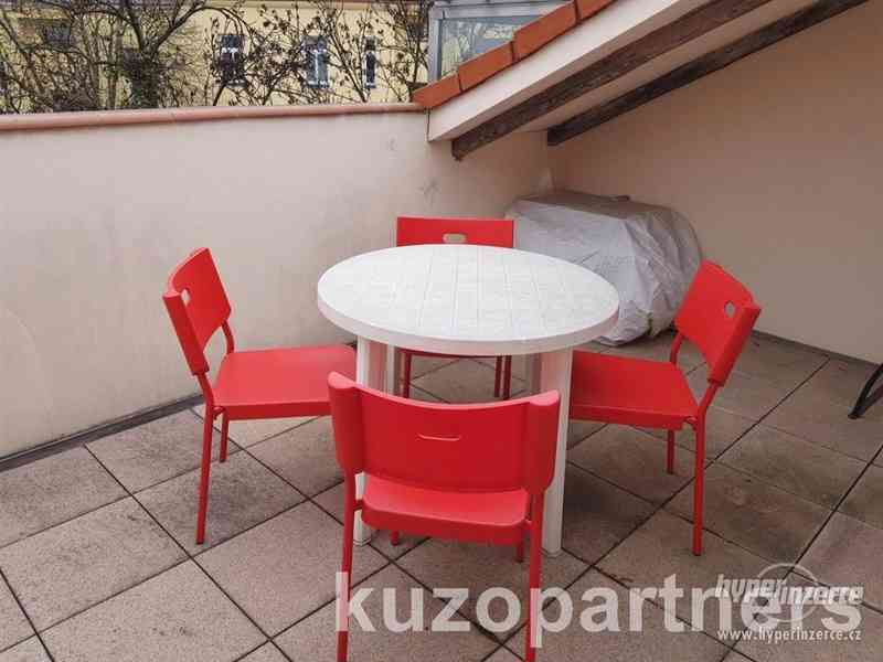 Krásný nezařízený byt 2+1, 92m2 + terasa 8m2, Praha 2 - Vinohrady, ul. Vozová (U Rajské Zahrady) - foto 29