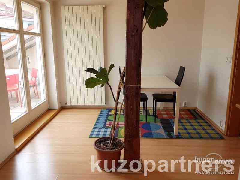 Krásný nezařízený byt 2+1, 92m2 + terasa 8m2, Praha 2 - Vinohrady, ul. Vozová (U Rajské Zahrady) - foto 30
