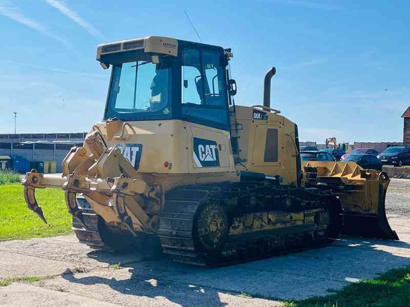 Buldozer Caterpillar D6 (Možnost leasingu) - foto 4