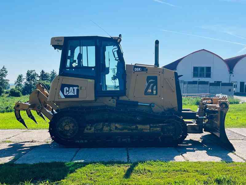Buldozer Caterpillar D6 (Možnost leasingu) - foto 5