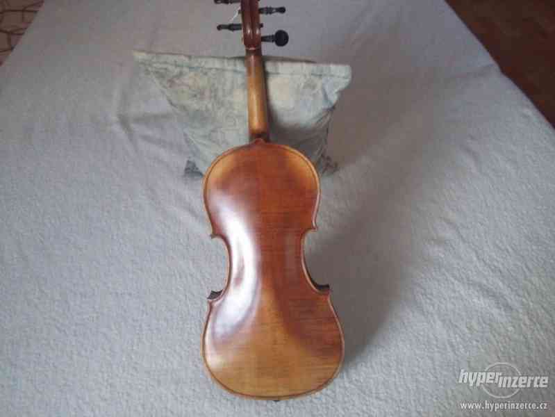 Místr. housle-celé /starožitné/ - foto 5