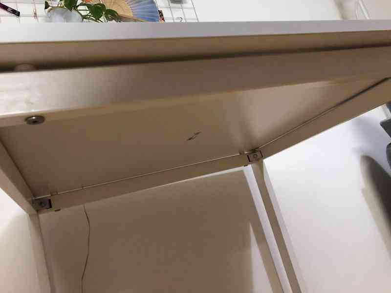 Jídelní stůl IKEA Melltorp 75x75 cm - foto 4