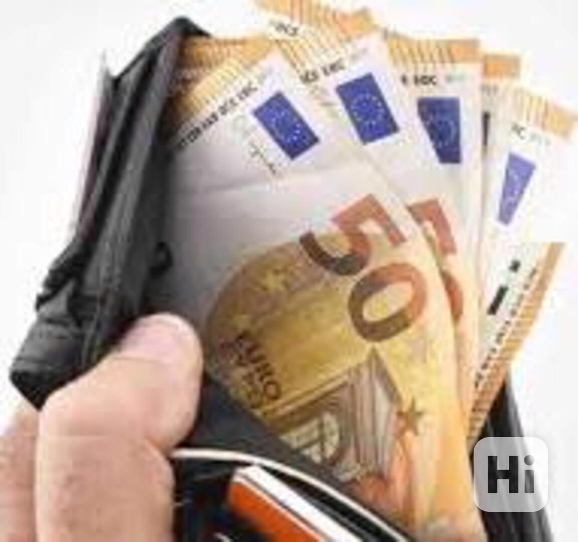 Vaše půjčka, vaše svoboda Důvěryhodné české úvěrové služby - foto 1