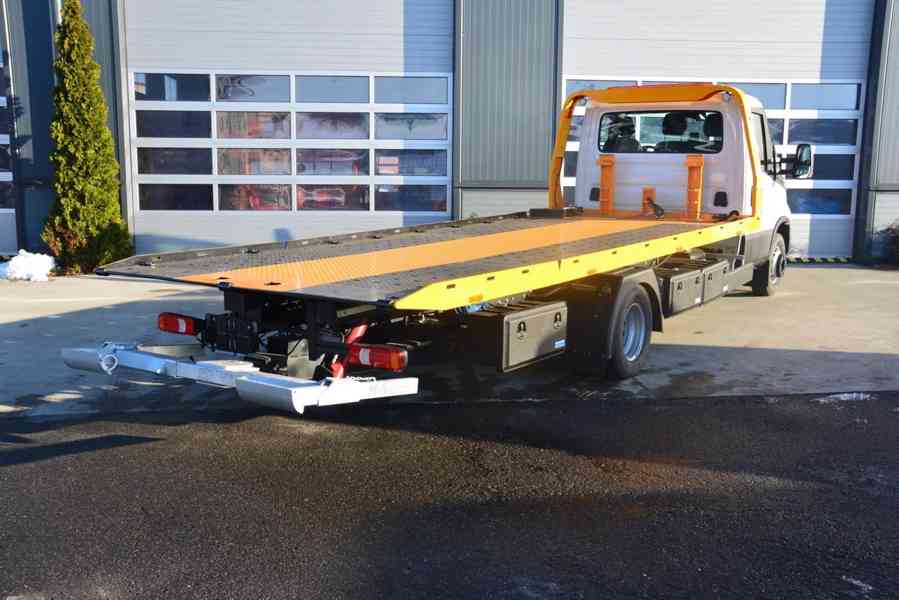Iveco DAILY 70C18H P odtahovka - foto 4