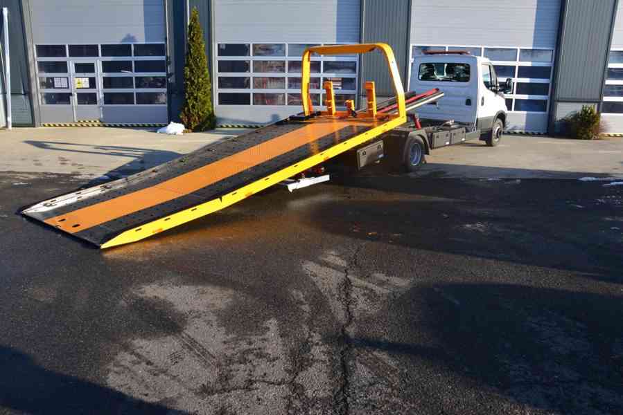 Iveco DAILY 70C18H P odtahovka - foto 8