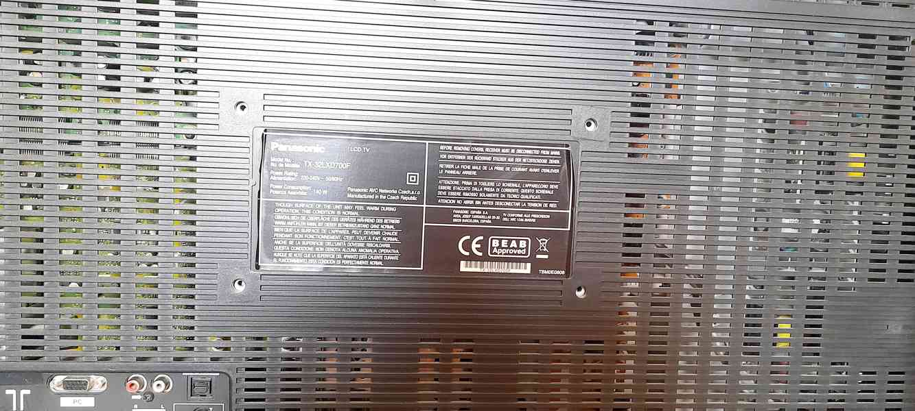 TV Panasonic TX-32LXD700F - foto 2