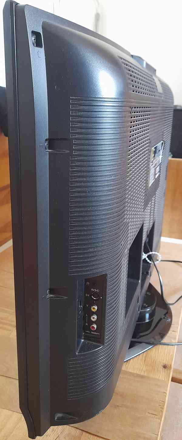 TV Panasonic TX-32LXD700F - foto 3