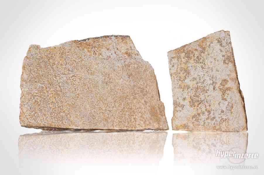 Kamenná dlažba šlapáky béžová-přírodní kámen - foto 1