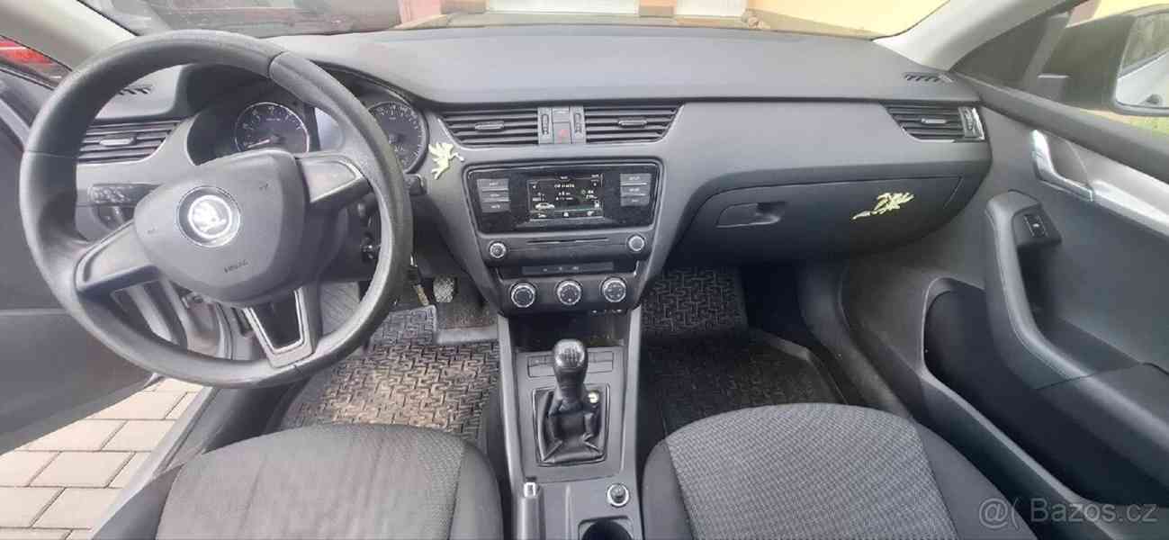 Škoda Octavia 1,4 - foto 7