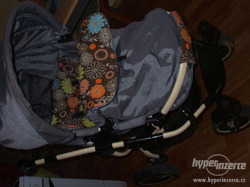 Luxusní kočárek Lonex Speedy V Light - foto 2