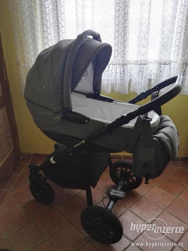 kocarek zn. Adamex Jogger len - foto 1