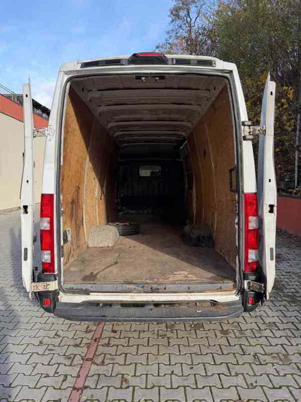 IVECO DAILY 2,3 HP  C35V 85 KW - foto 9