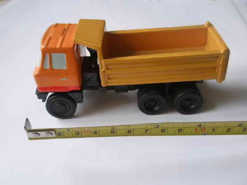 Model T815 - bazar - Hyperinzerce.cz