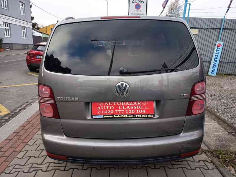Volkswagen Touran 1,4TSI Comfortline 103kw - foto 9