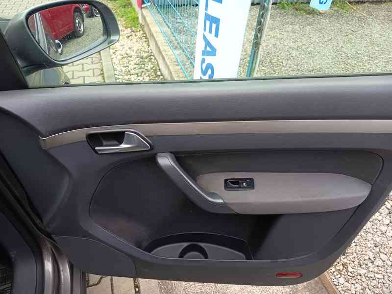 Volkswagen Touran 1,4TSI Comfortline 103kw - foto 18